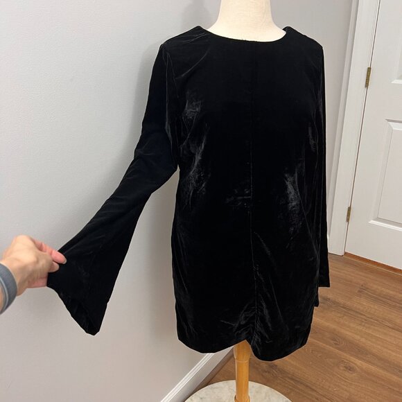 NEW Free People Black Velvet Open Back Chelsea Long Sleeve Mini Dress Sz L - Picture 2 of 16